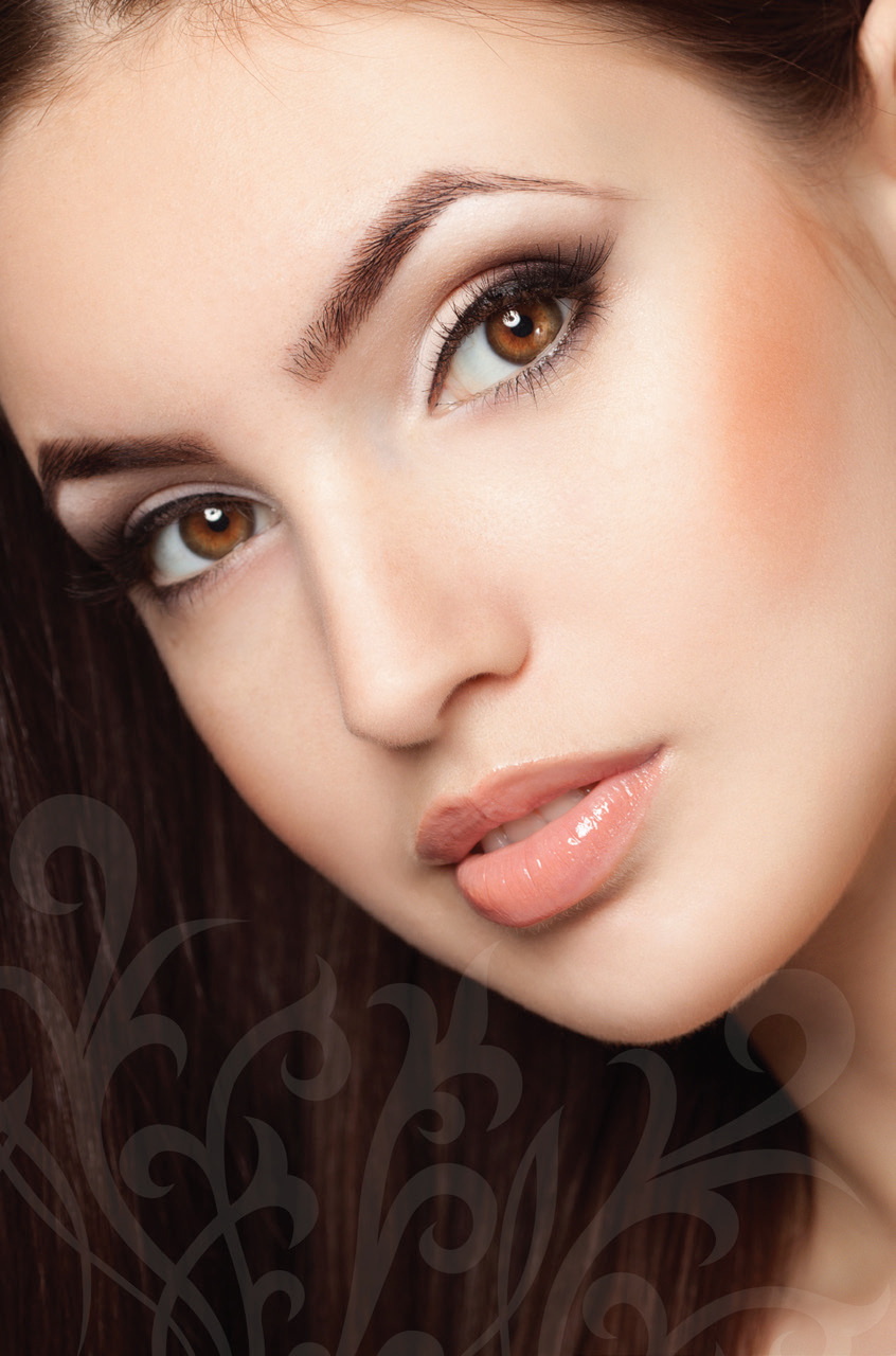 Younique Moodstruck Glorious - Base